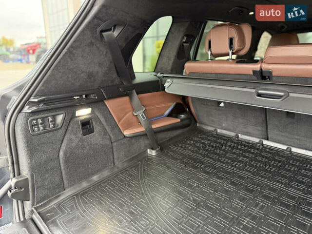Сірий БМВ X7, об'ємом двигуна 3 л та пробігом 99 тис. км за 76000 $, фото 150 на Automoto.ua