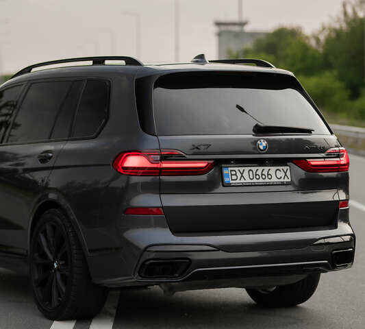 Серый БМВ X7, объемом двигателя 4.4 л и пробегом 78 тыс. км за 67500 $, фото 54 на Automoto.ua