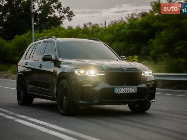 Серый БМВ X7, объемом двигателя 4.4 л и пробегом 78 тыс. км за 67500 $, фото 153 на Automoto.ua