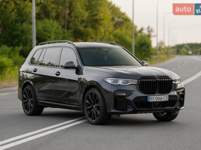 Серый БМВ X7, объемом двигателя 4.4 л и пробегом 78 тыс. км за 67500 $, фото 1 на Automoto.ua