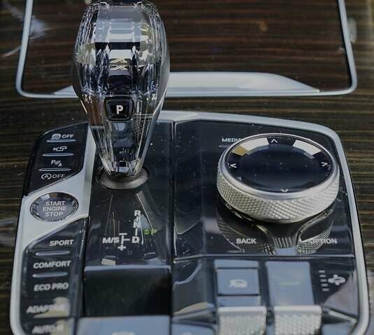 Серый БМВ X7, объемом двигателя 2.99 л и пробегом 126 тыс. км за 77500 $, фото 33 на Automoto.ua