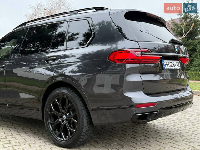 Серый БМВ X7, объемом двигателя 3 л и пробегом 148 тыс. км за 55000 $, фото 30 на Automoto.ua