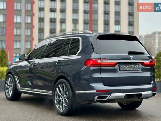 Серый БМВ X7, объемом двигателя 3 л и пробегом 90 тыс. км за 54900 $, фото 12 на Automoto.ua