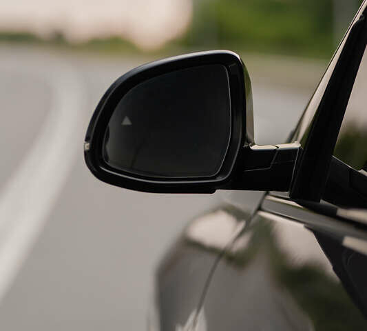 Серый БМВ X7, объемом двигателя 4.4 л и пробегом 78 тыс. км за 67500 $, фото 56 на Automoto.ua