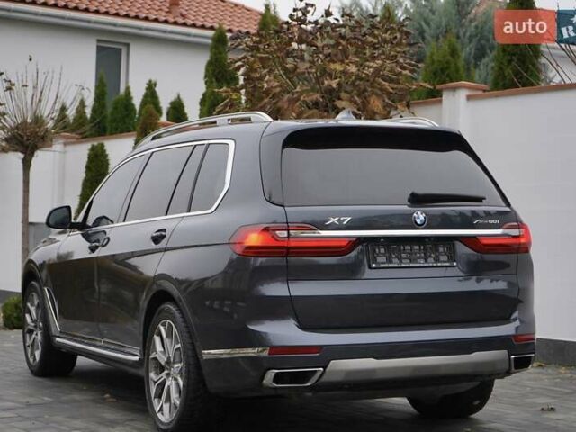 Серый БМВ X7, объемом двигателя 4.39 л и пробегом 118 тыс. км за 69999 $, фото 33 на Automoto.ua