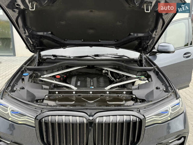 Сірий БМВ X7, об'ємом двигуна 3 л та пробігом 99 тис. км за 76000 $, фото 58 на Automoto.ua
