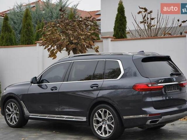 Серый БМВ X7, объемом двигателя 4.39 л и пробегом 118 тыс. км за 69999 $, фото 27 на Automoto.ua