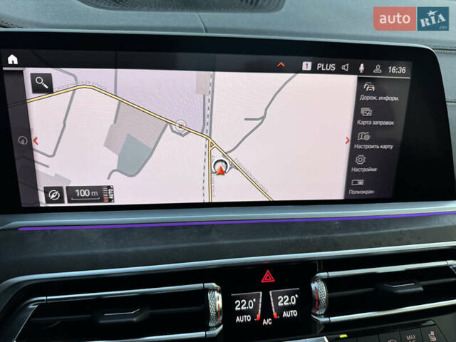 Серый БМВ X7, объемом двигателя 2.99 л и пробегом 140 тыс. км за 64500 $, фото 32 на Automoto.ua