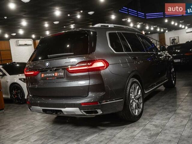 Серый БМВ X7, объемом двигателя 4.39 л и пробегом 53 тыс. км за 63900 $, фото 78 на Automoto.ua