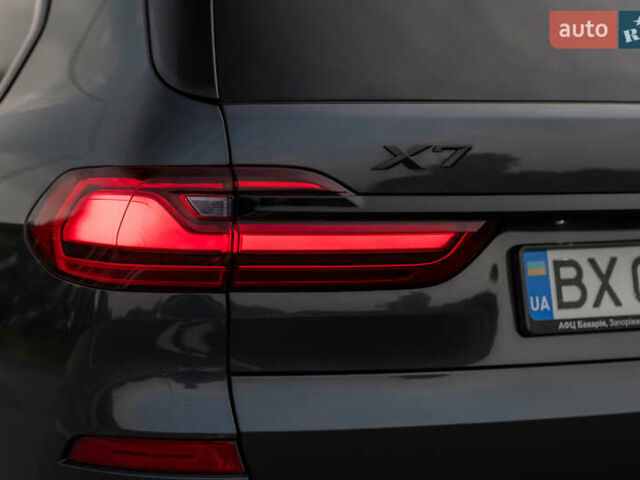 Серый БМВ X7, объемом двигателя 4.4 л и пробегом 78 тыс. км за 67500 $, фото 42 на Automoto.ua