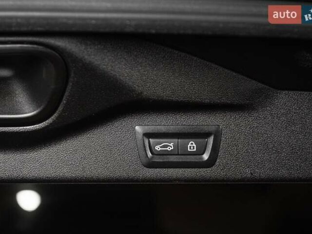 Серый БМВ X7, объемом двигателя 4.39 л и пробегом 53 тыс. км за 63900 $, фото 101 на Automoto.ua