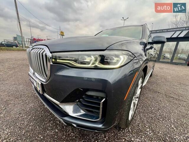 Серый БМВ X7, объемом двигателя 4.39 л и пробегом 128 тыс. км за 63000 $, фото 10 на Automoto.ua