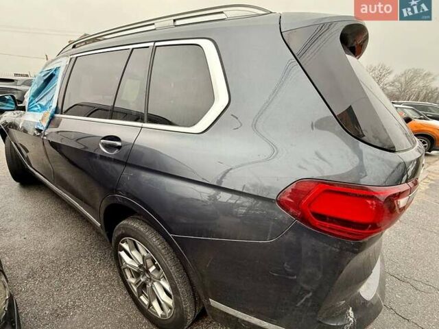 Сірий БМВ X7, об'ємом двигуна 3 л та пробігом 86 тис. км за 41800 $, фото 15 на Automoto.ua