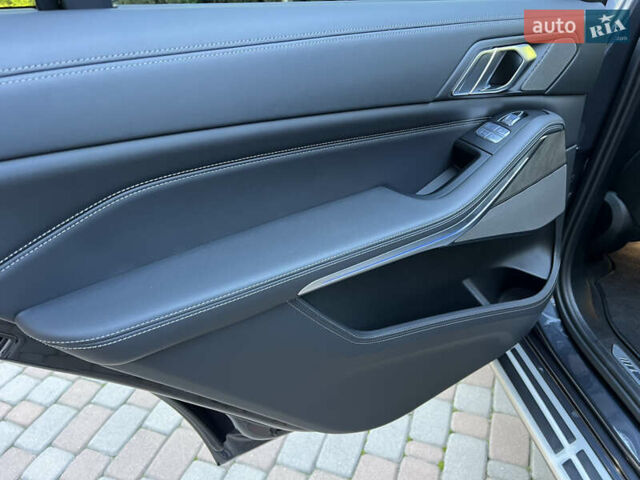 Серый БМВ X7, объемом двигателя 2.99 л и пробегом 109 тыс. км за 79500 $, фото 42 на Automoto.ua