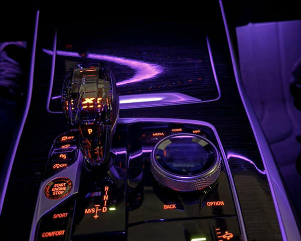 Серый БМВ X7, объемом двигателя 2.99 л и пробегом 118 тыс. км за 80500 $, фото 9 на Automoto.ua