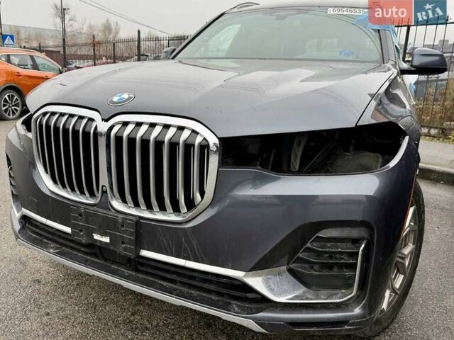 Сірий БМВ X7, об'ємом двигуна 3 л та пробігом 86 тис. км за 41800 $, фото 1 на Automoto.ua