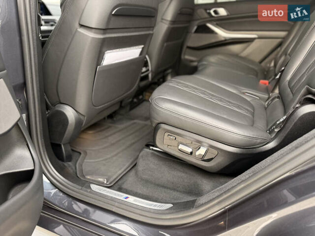 Серый БМВ X7, объемом двигателя 2.99 л и пробегом 118 тыс. км за 80500 $, фото 17 на Automoto.ua