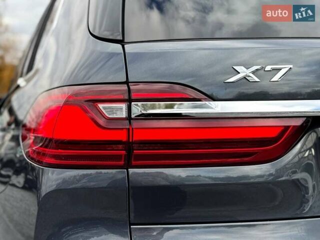Серый БМВ X7, объемом двигателя 3 л и пробегом 75 тыс. км за 59000 $, фото 57 на Automoto.ua