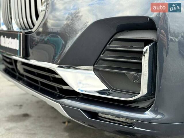 Серый БМВ X7, объемом двигателя 3 л и пробегом 75 тыс. км за 59000 $, фото 14 на Automoto.ua