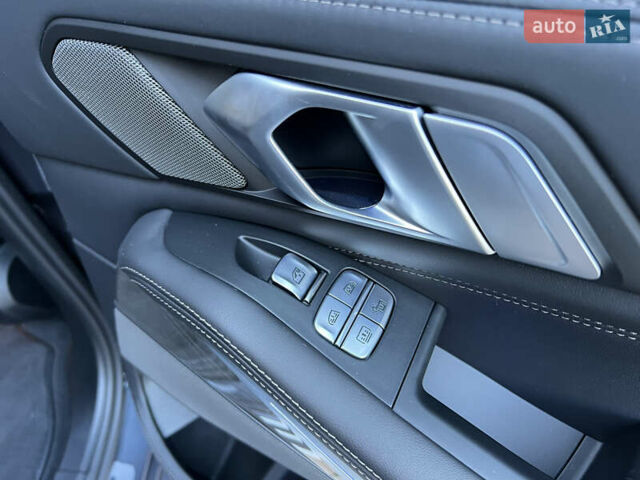 Серый БМВ X7, объемом двигателя 2.99 л и пробегом 109 тыс. км за 79500 $, фото 34 на Automoto.ua