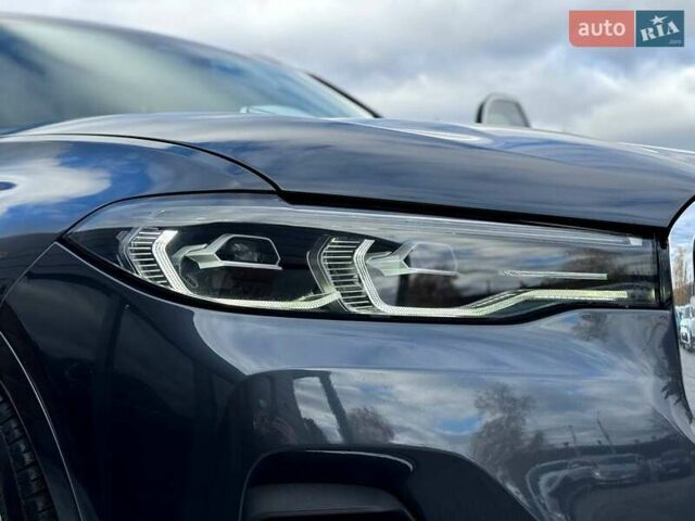 Серый БМВ X7, объемом двигателя 3 л и пробегом 75 тыс. км за 59000 $, фото 38 на Automoto.ua
