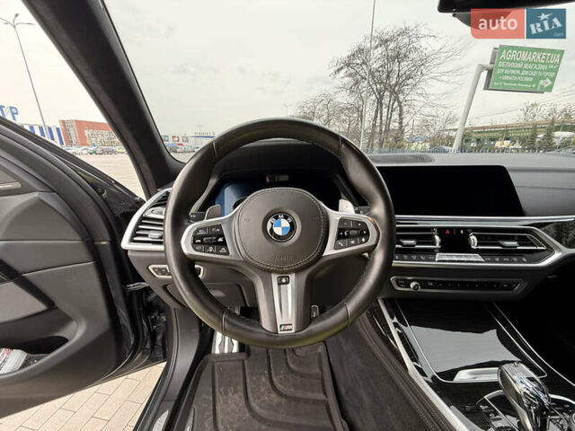 Серый БМВ X7, объемом двигателя 2.99 л и пробегом 118 тыс. км за 80500 $, фото 23 на Automoto.ua