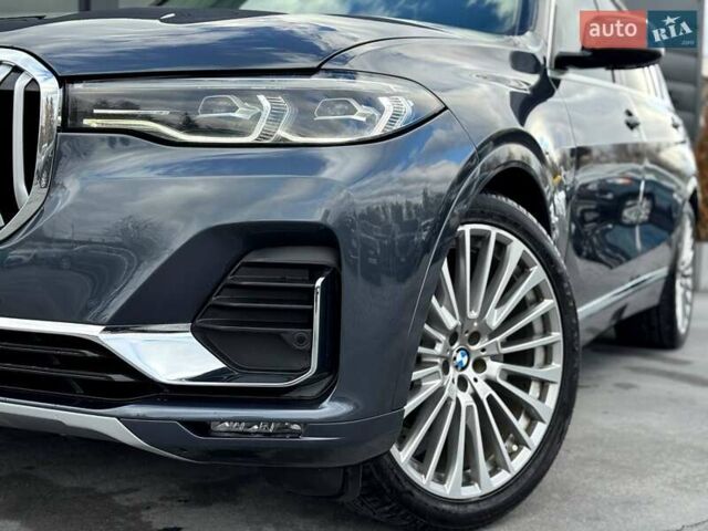 Серый БМВ X7, объемом двигателя 3 л и пробегом 75 тыс. км за 59000 $, фото 10 на Automoto.ua