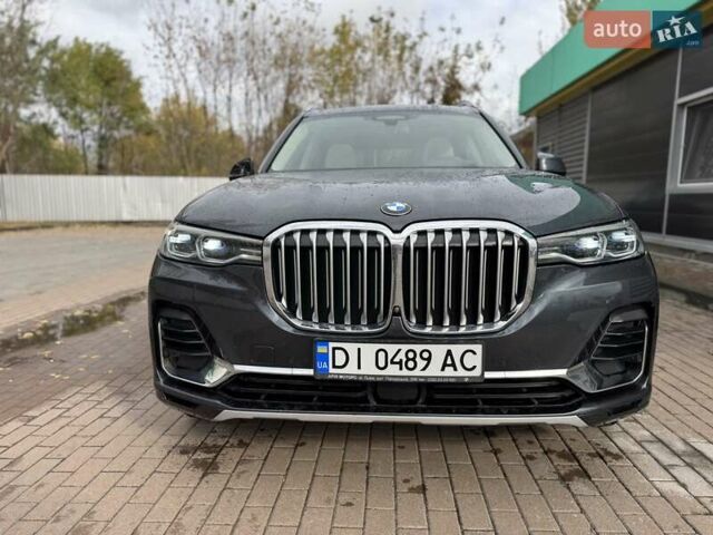 Серый БМВ X7, объемом двигателя 3 л и пробегом 259 тыс. км за 57500 $, фото 6 на Automoto.ua