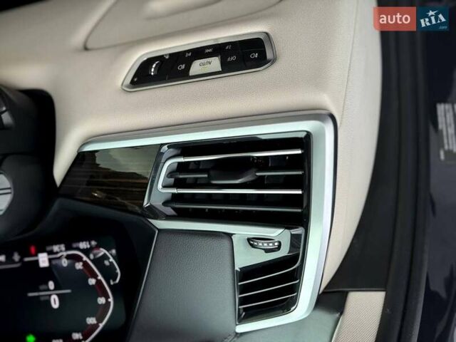 Серый БМВ X7, объемом двигателя 3 л и пробегом 75 тыс. км за 59000 $, фото 66 на Automoto.ua