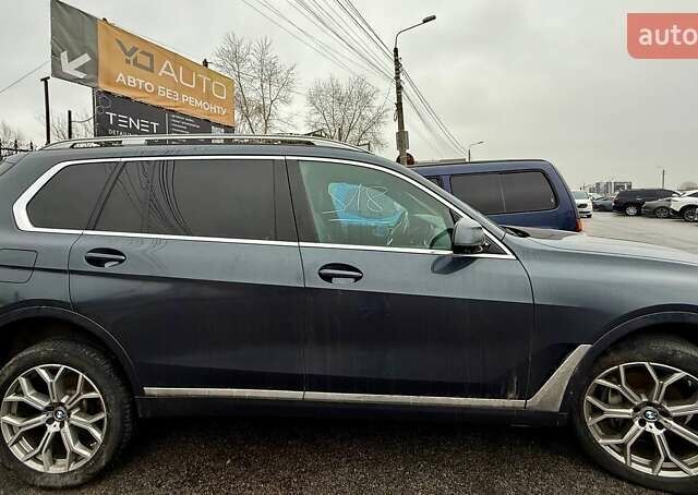 Сірий БМВ X7, об'ємом двигуна 3 л та пробігом 86 тис. км за 41800 $, фото 8 на Automoto.ua