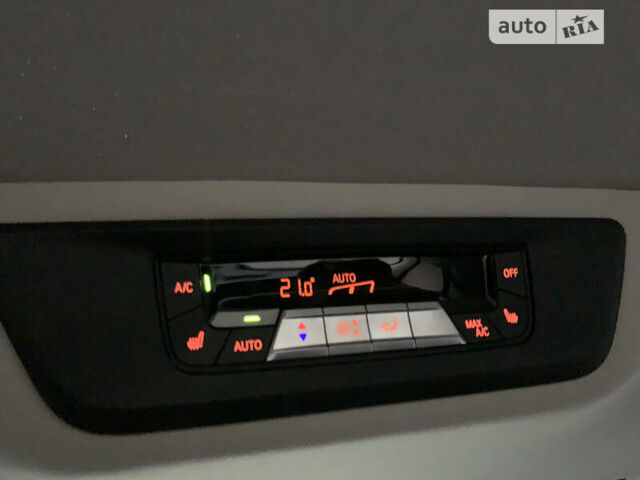 Серый БМВ X7, объемом двигателя 3 л и пробегом 78 тыс. км за 67900 $, фото 32 на Automoto.ua