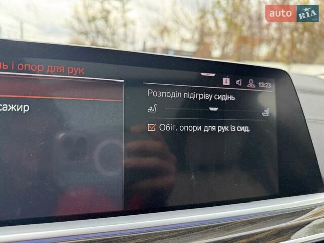 Серый БМВ X7, объемом двигателя 3 л и пробегом 259 тыс. км за 57500 $, фото 41 на Automoto.ua