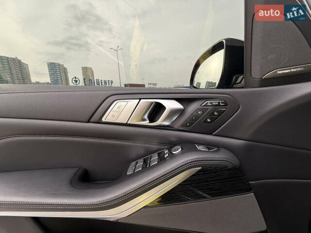 Серый БМВ X7, объемом двигателя 2.99 л и пробегом 118 тыс. км за 80500 $, фото 22 на Automoto.ua