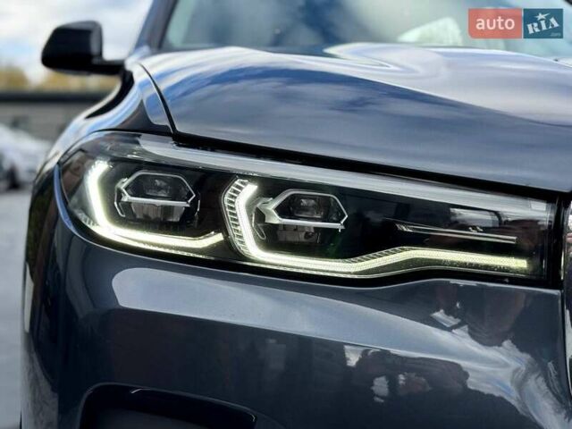 Серый БМВ X7, объемом двигателя 3 л и пробегом 75 тыс. км за 59000 $, фото 39 на Automoto.ua