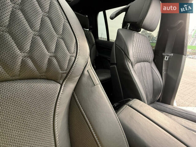 Серый БМВ X7, объемом двигателя 2.99 л и пробегом 118 тыс. км за 80500 $, фото 31 на Automoto.ua