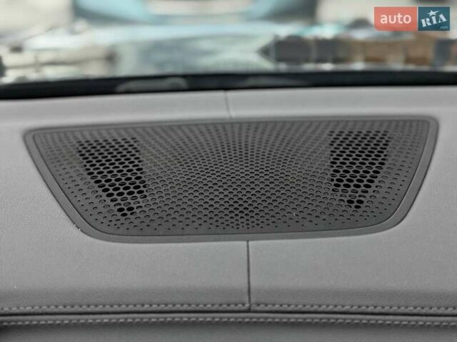 Серый БМВ X7, объемом двигателя 3 л и пробегом 75 тыс. км за 59000 $, фото 74 на Automoto.ua