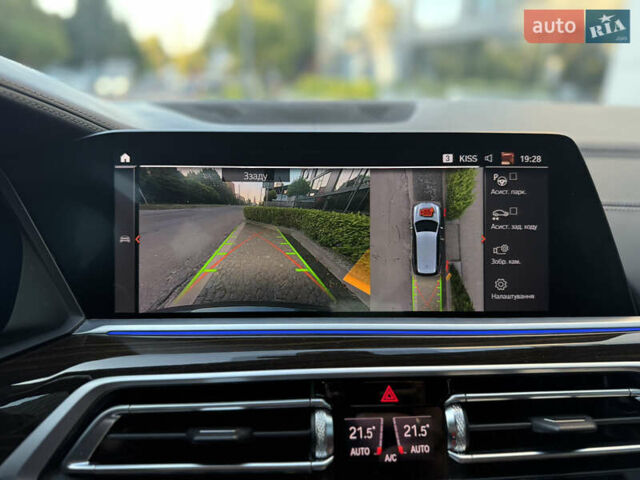 Серый БМВ X7, объемом двигателя 2.99 л и пробегом 194 тыс. км за 65900 $, фото 52 на Automoto.ua