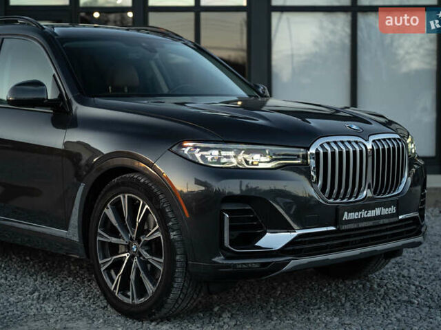 Серый БМВ X7, объемом двигателя 3 л и пробегом 56 тыс. км за 68900 $, фото 8 на Automoto.ua