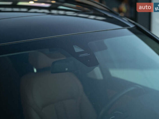 Серый БМВ X7, объемом двигателя 3 л и пробегом 56 тыс. км за 68900 $, фото 10 на Automoto.ua