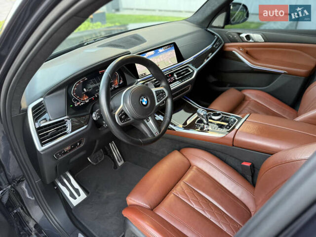 Серый БМВ X7, объемом двигателя 2.99 л и пробегом 194 тыс. км за 65900 $, фото 44 на Automoto.ua