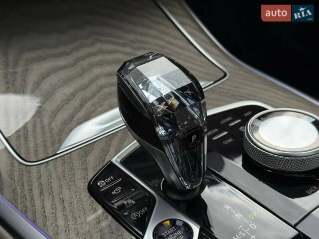 Серый БМВ X7, объемом двигателя 2.99 л и пробегом 116 тыс. км за 85000 $, фото 83 на Automoto.ua