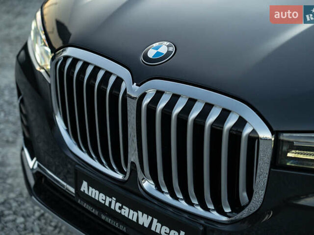 Серый БМВ X7, объемом двигателя 3 л и пробегом 56 тыс. км за 68900 $, фото 13 на Automoto.ua