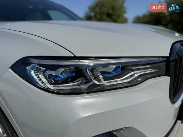 Сірий БМВ X7, об'ємом двигуна 3 л та пробігом 67 тис. км за 71000 $, фото 11 на Automoto.ua