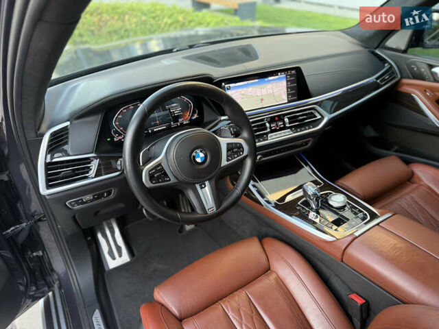 Серый БМВ X7, объемом двигателя 2.99 л и пробегом 194 тыс. км за 65900 $, фото 43 на Automoto.ua
