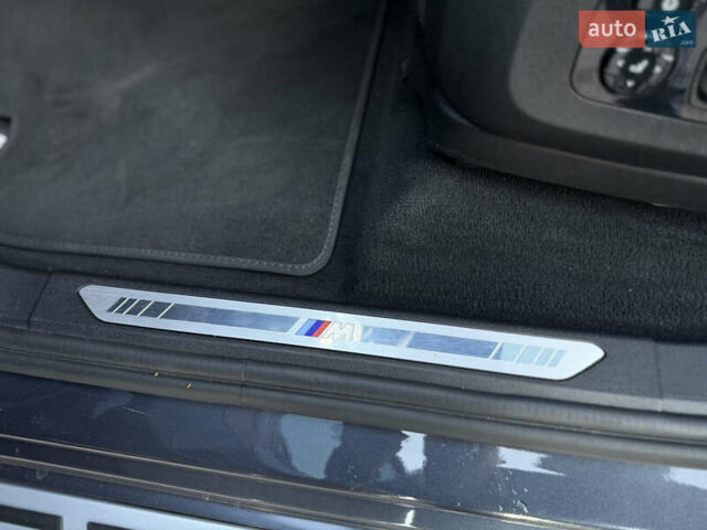 Серый БМВ X7, объемом двигателя 2.99 л и пробегом 194 тыс. км за 65900 $, фото 36 на Automoto.ua