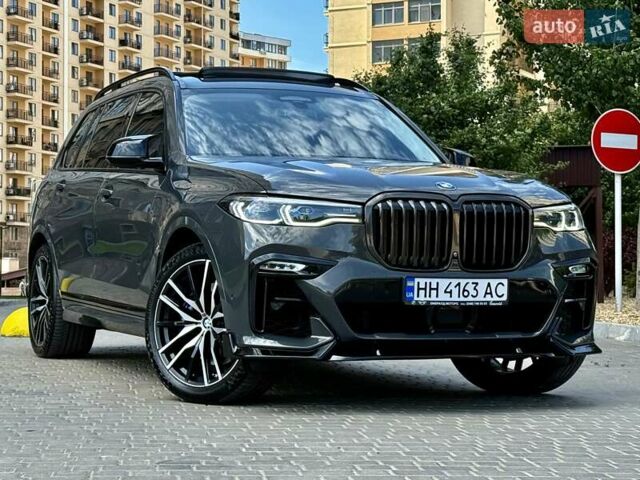Серый БМВ X7, объемом двигателя 2.99 л и пробегом 99 тыс. км за 95900 $, фото 4 на Automoto.ua