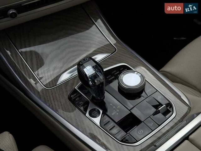 Серый БМВ X7, объемом двигателя 2.99 л и пробегом 116 тыс. км за 85000 $, фото 80 на Automoto.ua