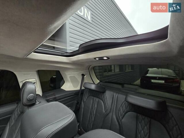 Серый БМВ X7, объемом двигателя 3 л и пробегом 111 тыс. км за 85999 $, фото 27 на Automoto.ua