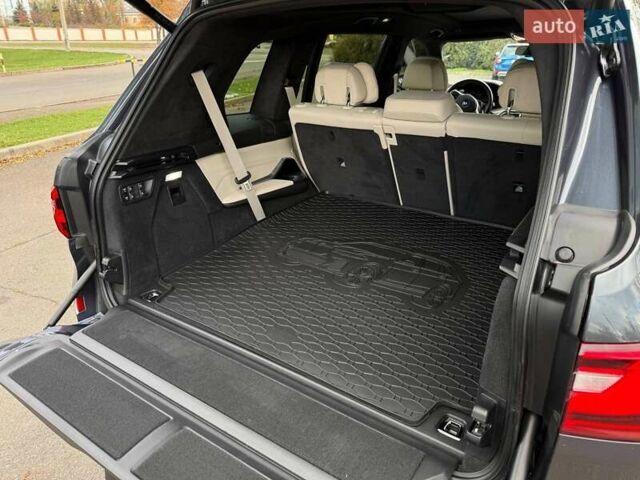 Серый БМВ X7, объемом двигателя 2.99 л и пробегом 116 тыс. км за 85000 $, фото 37 на Automoto.ua