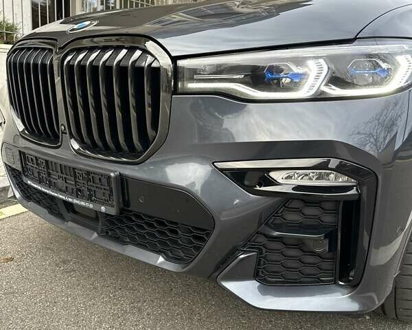 Сірий БМВ X7, об'ємом двигуна 2.99 л та пробігом 55 тис. км за 105900 $, фото 13 на Automoto.ua